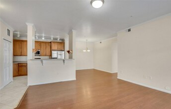 3875 S Dayton St in Aurora, CO - Building Photo - Building Photo