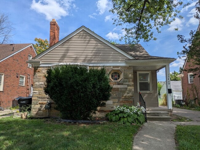 property at 15474 Prest St
