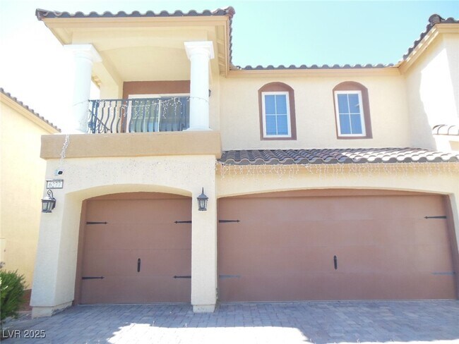6277 Mustang Spring Ave in Las Vegas, NV - Foto de edificio - Building Photo