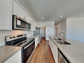 6083 W Paseo Hilario in Tucson, AZ - Building Photo - Building Photo