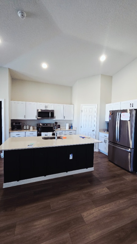 825 Sand Sea Pl in Haines City, FL - Foto de edificio - Building Photo