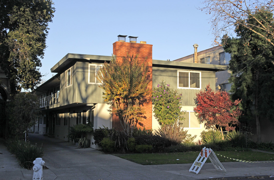 2037 Central Ave in Alameda, CA - Building Photo