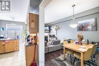 45 Seabreeze Crescent in Hamilton, ON - Building Photo - Building Photo