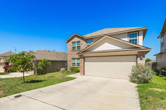 8319 Soothing Crk in Converse, TX - Building Photo - Building Photo