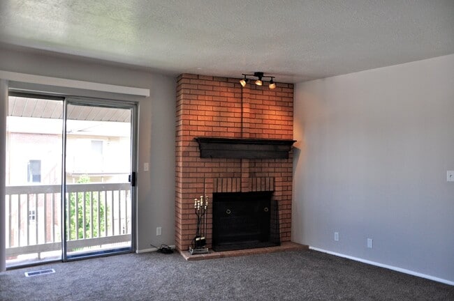 2786 West 5550 South, Unit C9