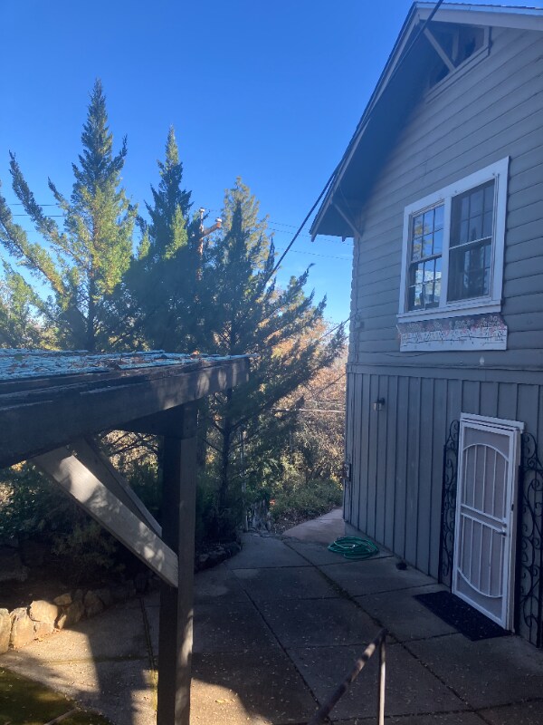property at 194 Lubeck Rd