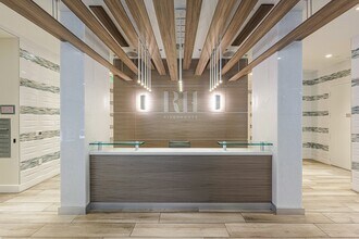Riverhouse at 11th Apartments in Miami, FL - Building Photo - Lobby