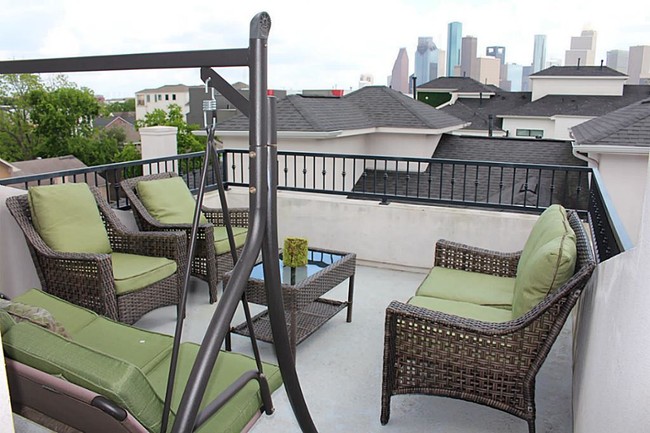 property at 1407 Stanford St