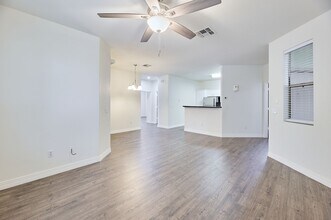 9550 E Thunderbird Rd in Scottsdale, AZ - Building Photo - Building Photo