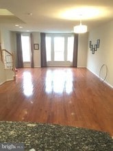 9650 Pullman Pl in Fairfax, VA - Building Photo - Building Photo