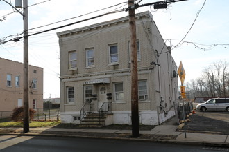 126-128 Talmadge Ave in Bound Brook, NJ - Building Photo - Building Photo