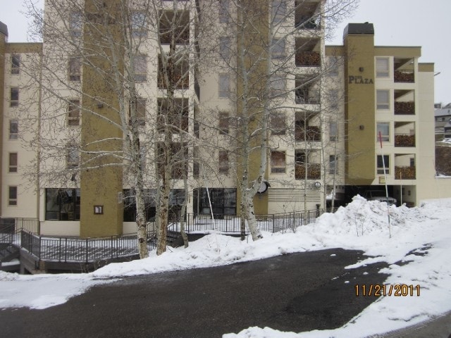 Wood Creek Plaza
