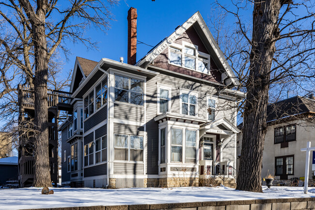 607 Lincoln Ave in St. Paul, MN - Building Photo - Building Photo