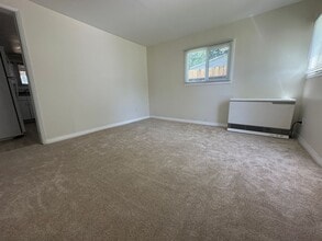 637 Schley St in Bishop, CA - Building Photo - Building Photo