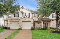 7935 Montague Manor Ln in Houston, TX - Foto de edificio - Building Photo