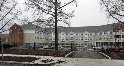 Senior Living at Cambridge Heights Apartments in St. Louis, MO - Building Photo - Building Photo