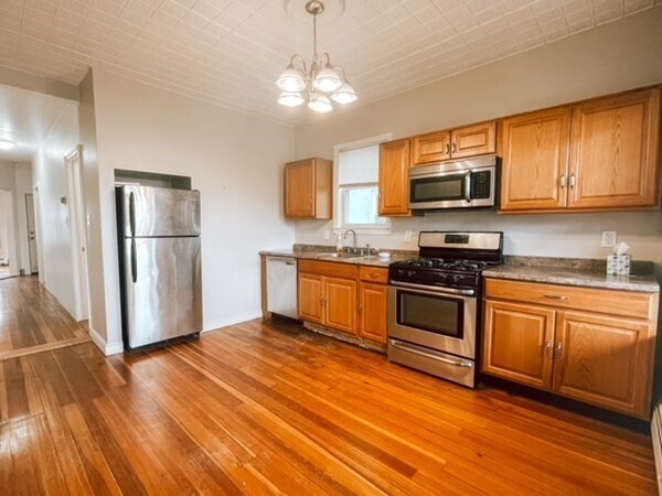 40 I St in Boston, MA - Building Photo
