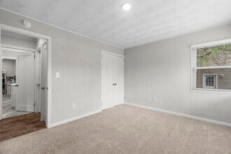 8105 Simons Dr in Norfolk, VA - Building Photo - Building Photo