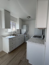 9719 Cherry St in Oakland, CA - Building Photo - Building Photo