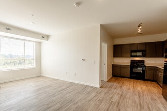 Alameda View in Aurora, CO - Foto de edificio - Interior Photo