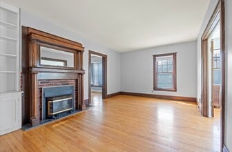 114 Phelps Pl in Syracuse, NY - Building Photo - Building Photo