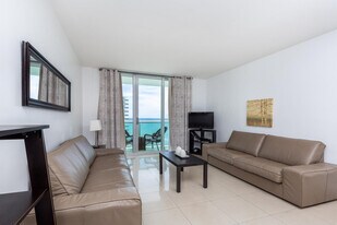 3901 S Ocean Dr, Unit SI FL11-ID1049825P in Hollywood, FL - Building Photo