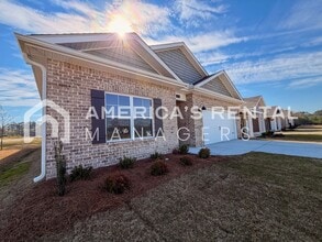 41 Cattail Ct in Guntersville, AL - Building Photo - Building Photo