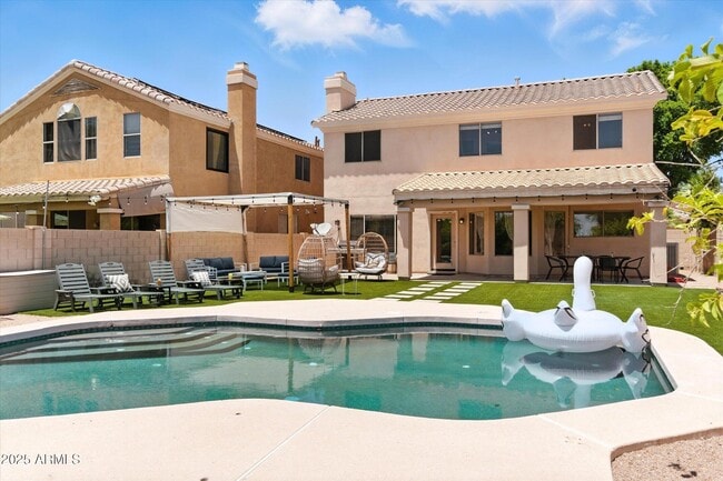 8083 E Michelle Dr