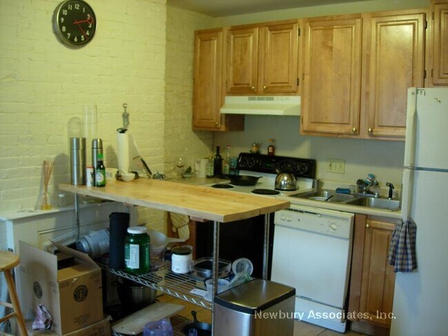 74 Tyler St, Unit Tyler St in Boston, MA - Foto de edificio - Building Photo