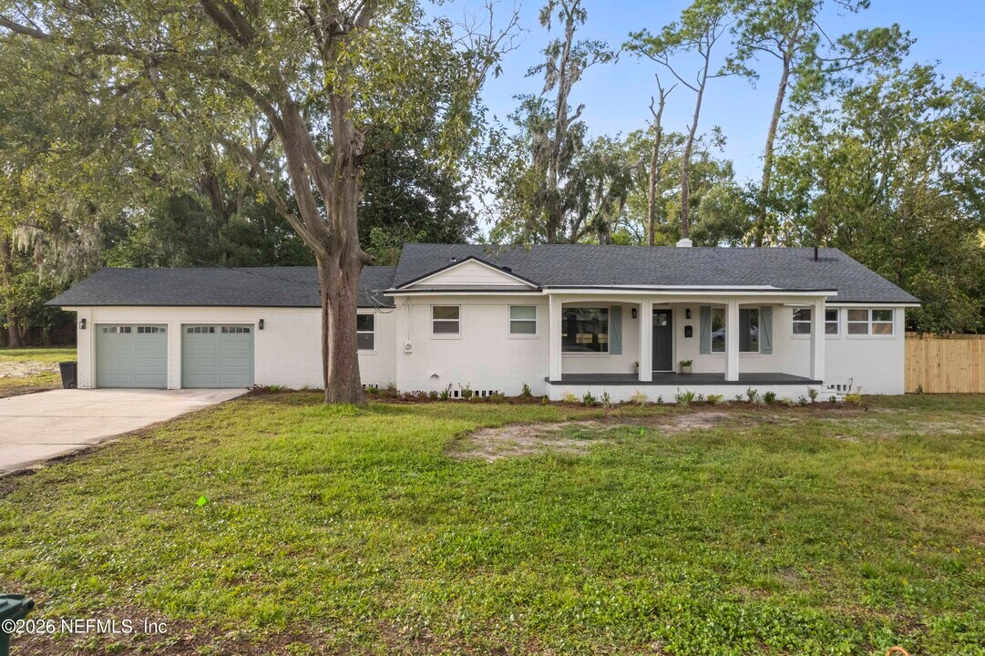 4308 Worth Dr E in Jacksonville, FL - Building Photo