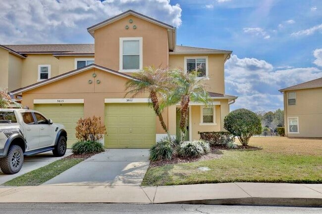 property at 3811 Gliding Pl