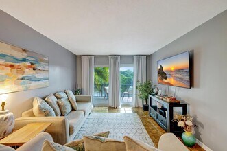 3004 NE 5th Terrace in Fort Lauderdale, FL - Building Photo - Building Photo