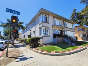 4800 Coliseum St in Los Angeles, CA - Building Photo - Building Photo