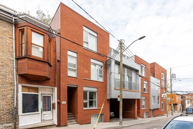 221 Arago Rue O in Québec, QC - Building Photo - Building Photo