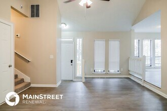 1960 Loch Lomond Trail SW in Atlanta, GA - Building Photo - Building Photo