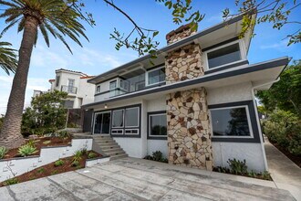 7512 Rindge Ave in Los Angeles, CA - Building Photo - Building Photo