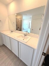 2520 Four Waters Lp in Georgetown, TX - Building Photo - Building Photo