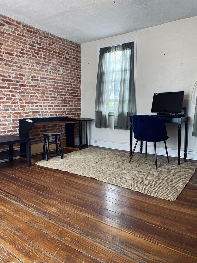 734 N Taylor St in Philadelphia, PA - Building Photo - Building Photo