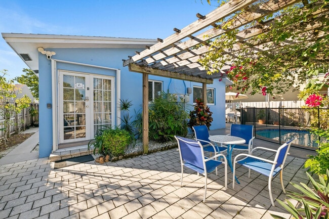 415 SW 16th St in Fort Lauderdale, FL - Building Photo - Building Photo