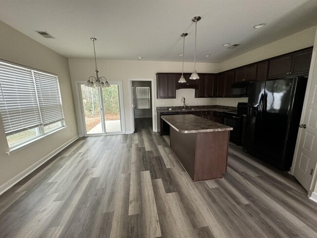 6733 Wisteria Dr in Myrtle Beach, SC - Building Photo - Building Photo