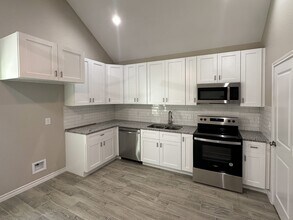 16821 W Forrestal in Montgomery, TX - Building Photo - Building Photo