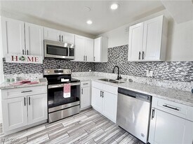3681 Melonies Dr, Unit 29 in Las Vegas, NV - Building Photo