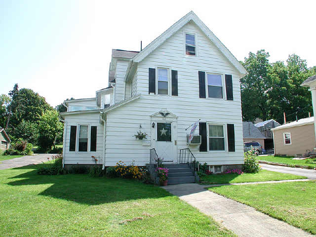 163 S Main St in Fairport, NY - Building Photo