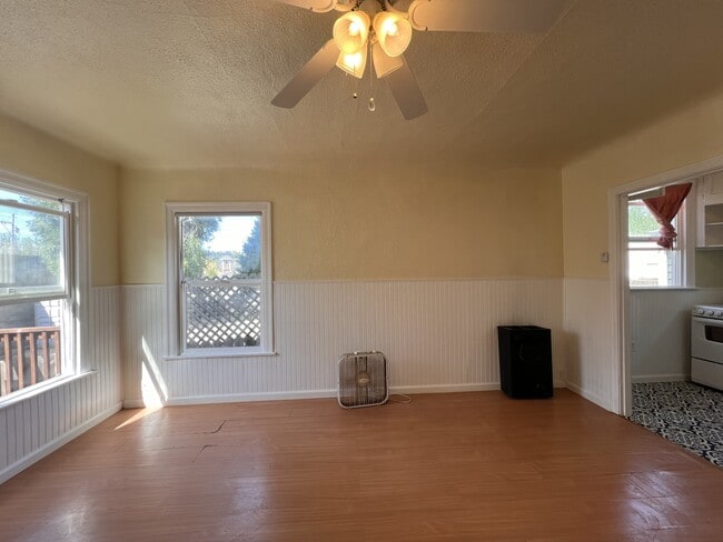 415 S Auburn St in Grass Valley, CA - Building Photo - Building Photo