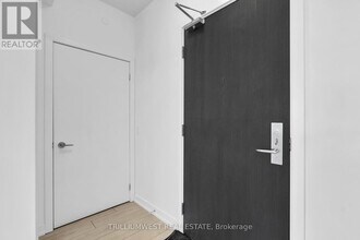 55 Duke St W in Kitchener, ON - Building Photo - Building Photo