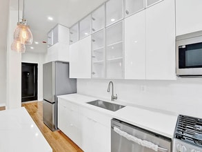 7101 Shore Rd in Brooklyn, NY - Building Photo - Building Photo