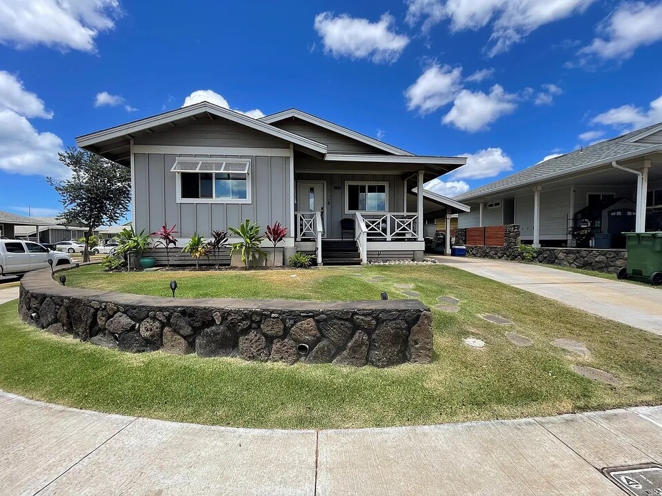 91-3410 Kiki St in Ewa Beach, HI - Building Photo