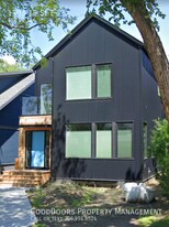 1303-1315 15 St E in Saskatoon, SK - Building Photo