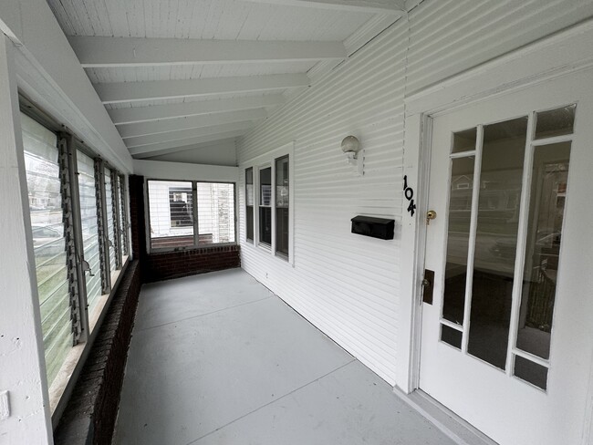 104 S 46th St in Louisville, KY - Building Photo - Building Photo