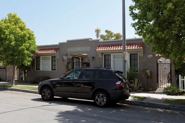 444 Ohio Ave in Long Beach, CA - Foto de edificio - Building Photo